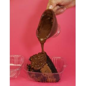 Fatia de bolo Matilda chocolatudo