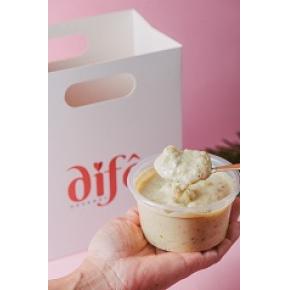 Canjica tradicional com amendoim e coco