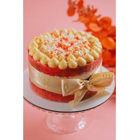 Bolo festivo RED VELVET COM NINHO E FRUTAS VERMELHAS - Serve 20 fatias