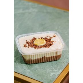 Torta de 1 kg de 4 leites com chocolate