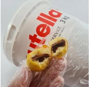 Bala vidrada ninho com nutella